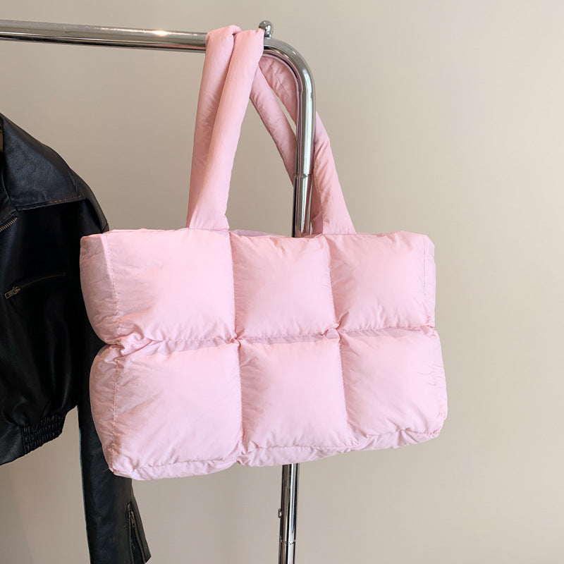 Essential puffy Tasche
