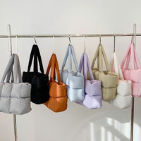 Essential puffy Tasche