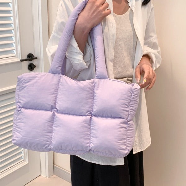 Essential puffy Tasche